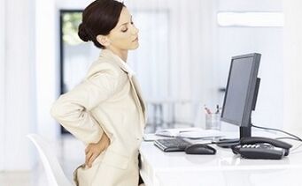 Les causes les plus probables de maux de dos